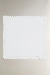 EMBROIDERED COTTON NAPKINS WITH LACE TRIM (PACK OF 2)