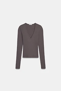LONG SLEEVE RIBBED TOP