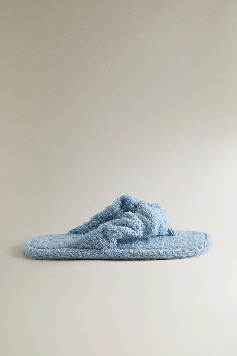 FLAT TOWEL SANDALS
