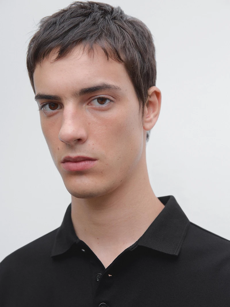 Short sleeve polo shirt with collar detail