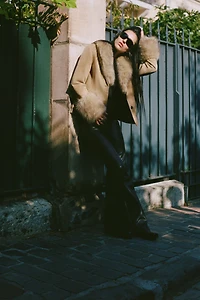 TAILORED 100% SUEDE LEATHER BLAZER WITH FAUX FUR