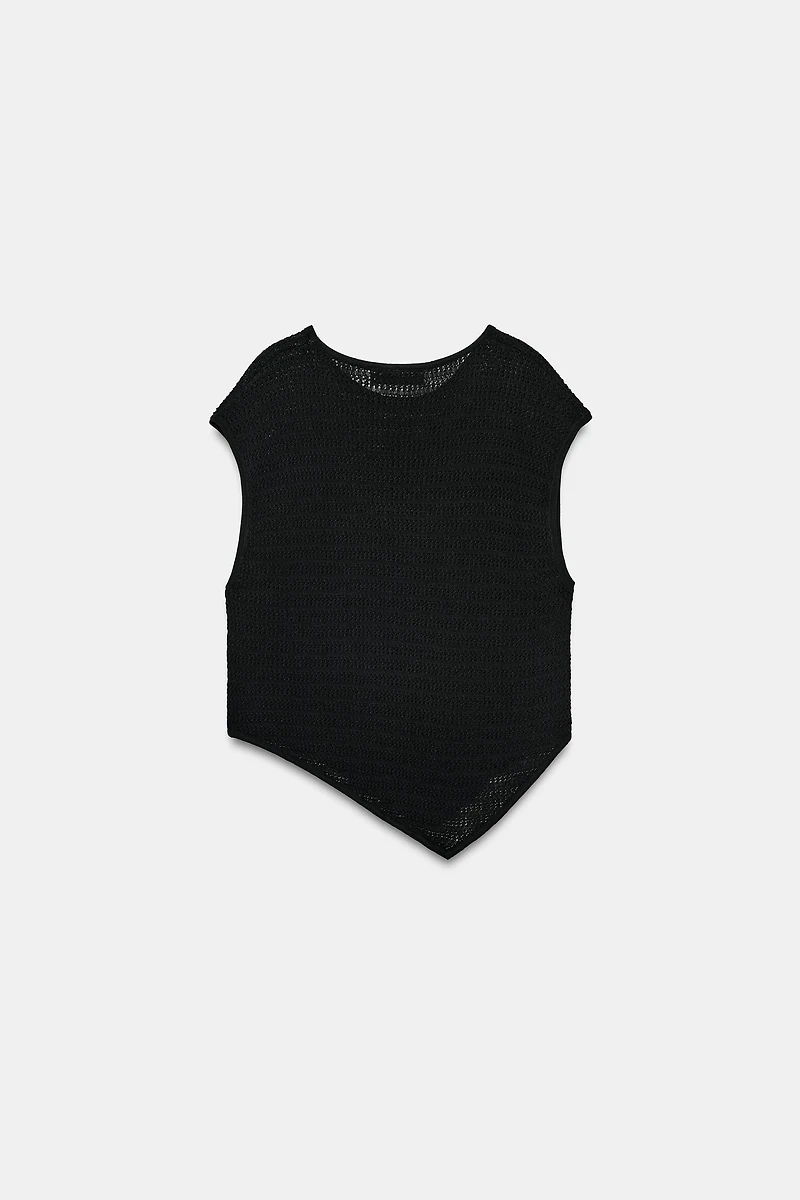 ASYMMETRIC KNIT TOP