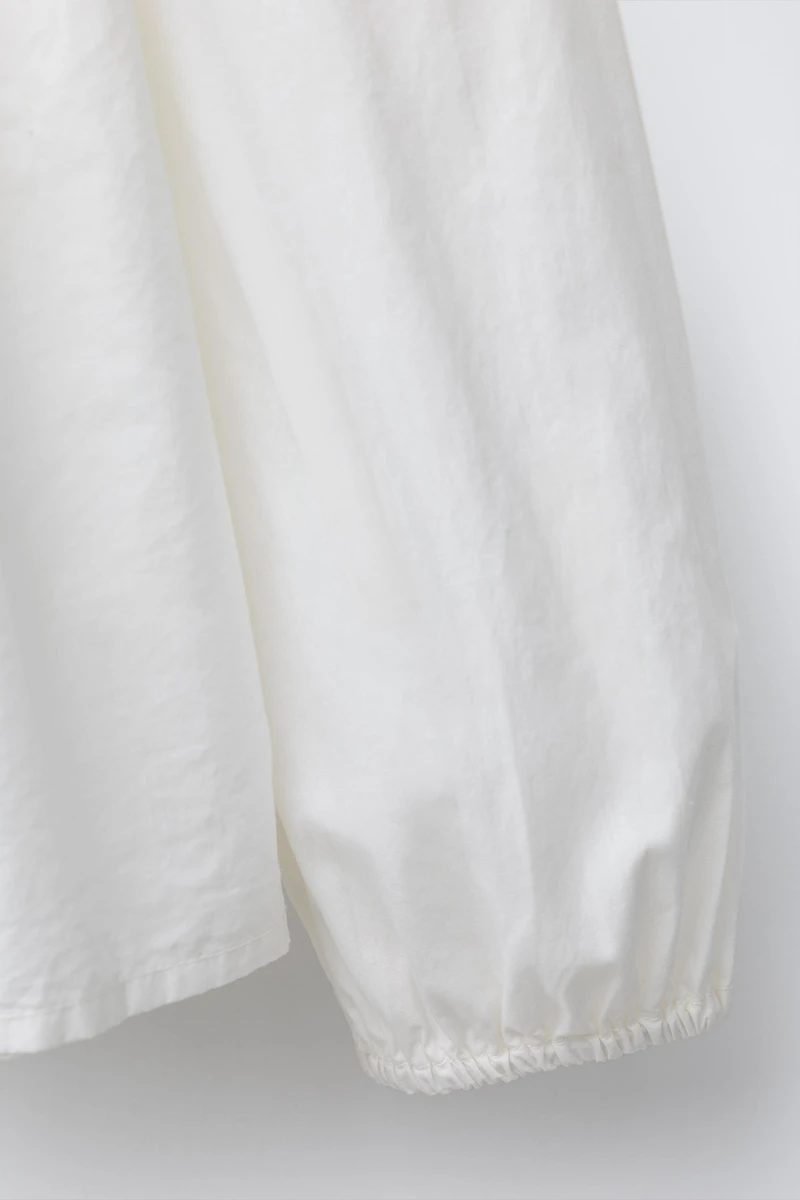 PETER PAN COLLAR SHIRT
