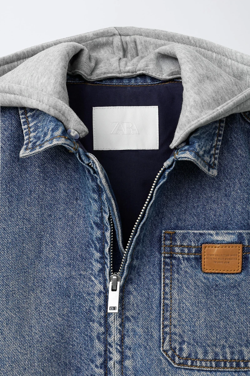 DENIM JACKET WITH REMOVABLE FLEECE HOODIE