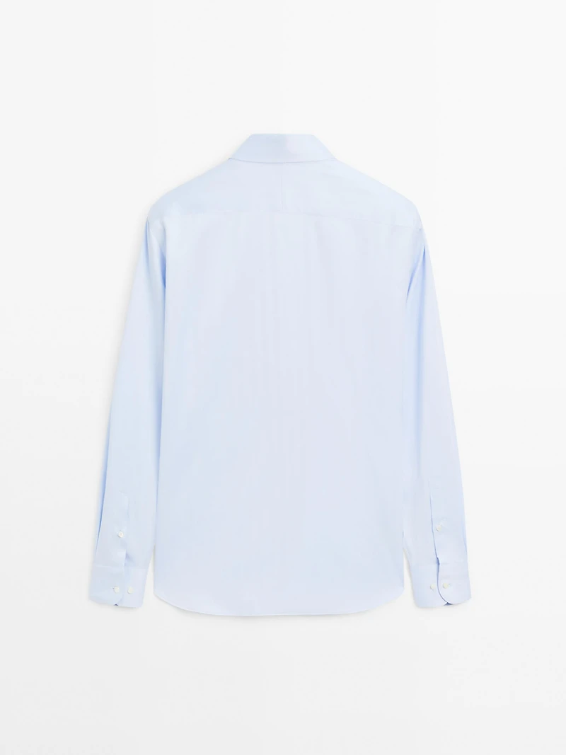 Slim fit 100% cotton shirt
