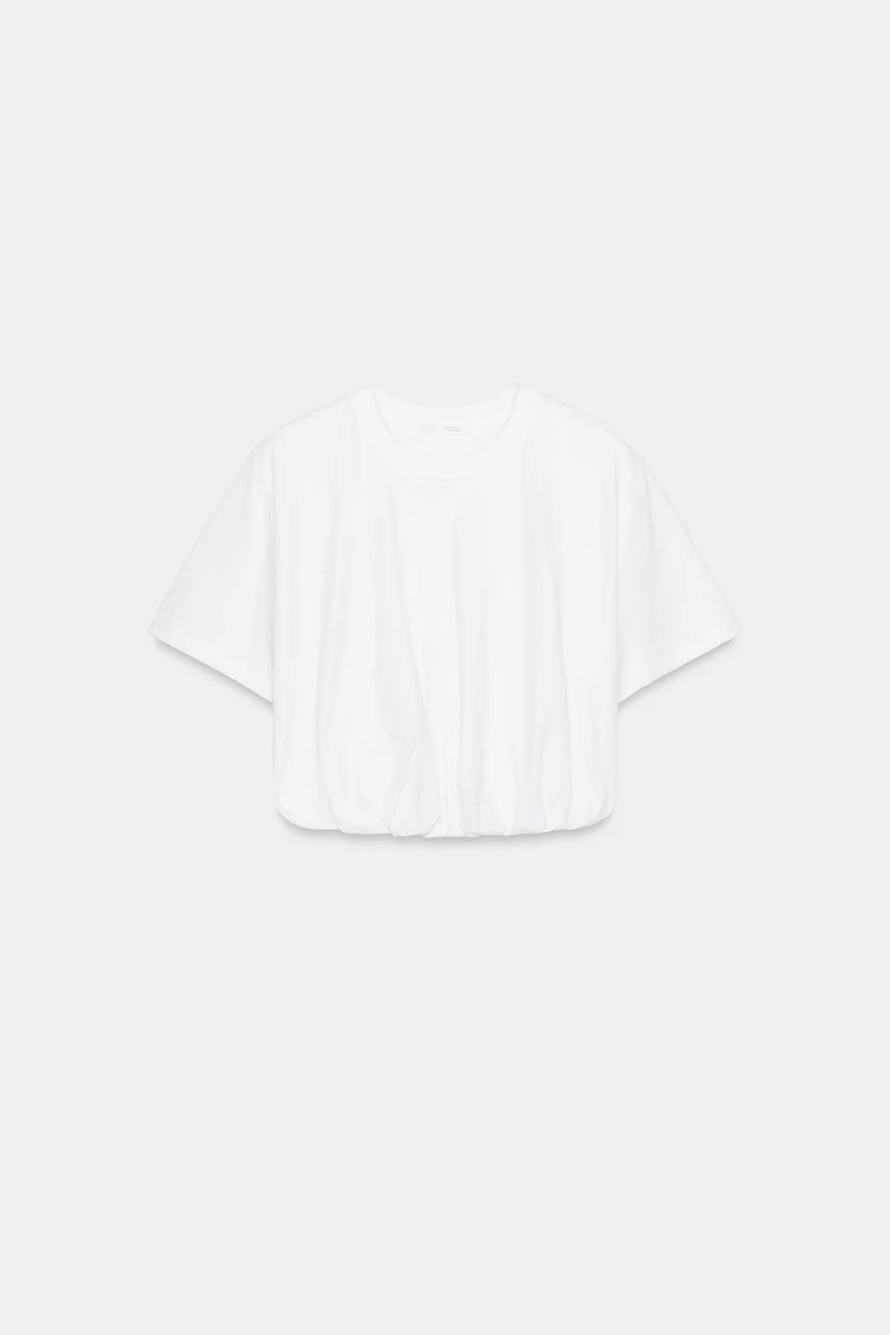 T-SHIRT COURT BOUFFANT