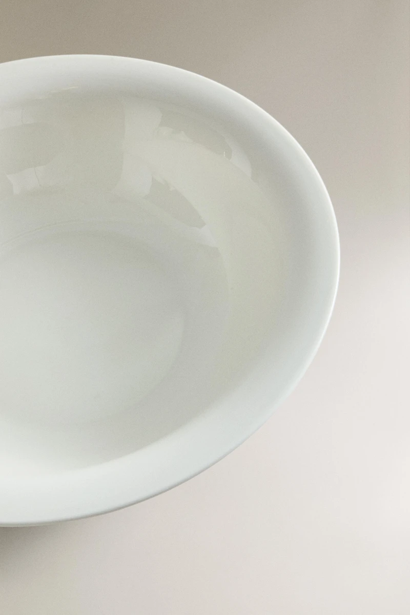 CERAMIC BATHROOM BOWL