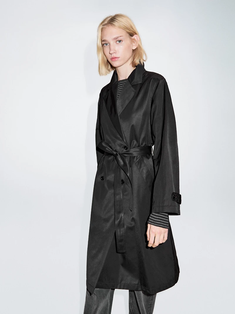 Long water-repellent trench coat with inner waistcoat