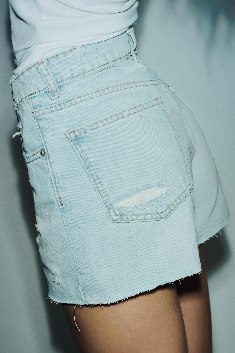 HIGH-WAISTED CROSS-WAIST TRF MOM FIT DENIM SHORTS