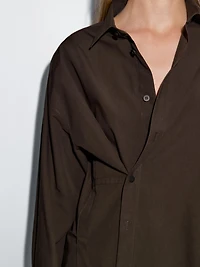 Asymmetric button-up poplin shirt