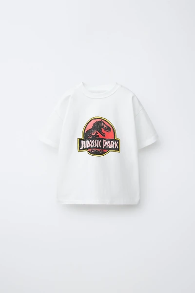 T-SHIRT ILLUSTRATION JURASSIC PARK© X DYLAN´S CLUB ZARA