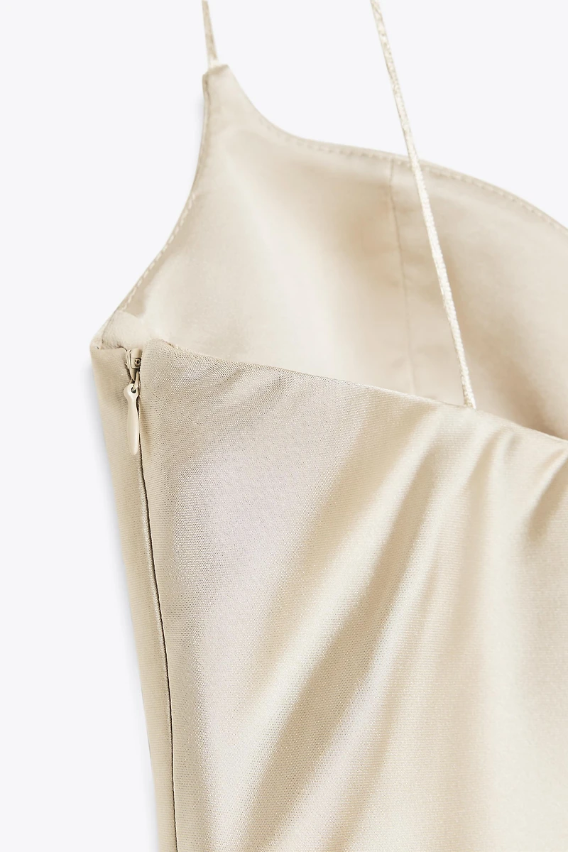 SATIN EFFECT SWEETHEART NECKLINE TOP