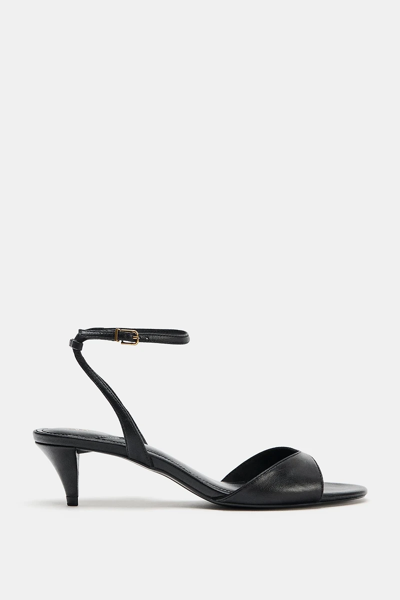 ANKLE STRAP HEELED SANDALS