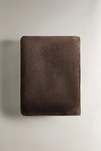 FLEECE BLANKET