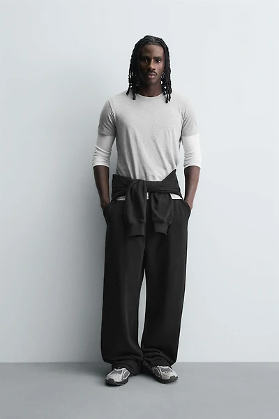 BASIC WIDE FIT JOGGER PANTS