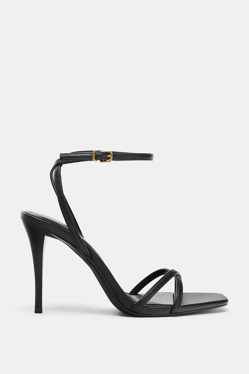 CROSSOVER STRAP HEELED SANDALS