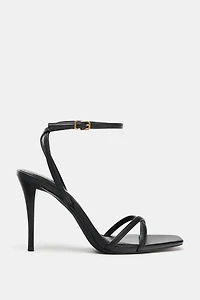 CROSSOVER STRAP HEELED SANDALS