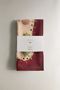 SET OF CHRISTMAS PRINT NAPKINS (SET OF 2)