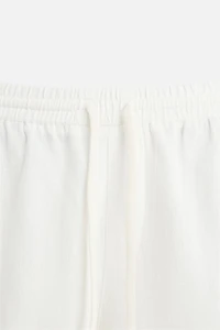 SHORTS WITH LINEN