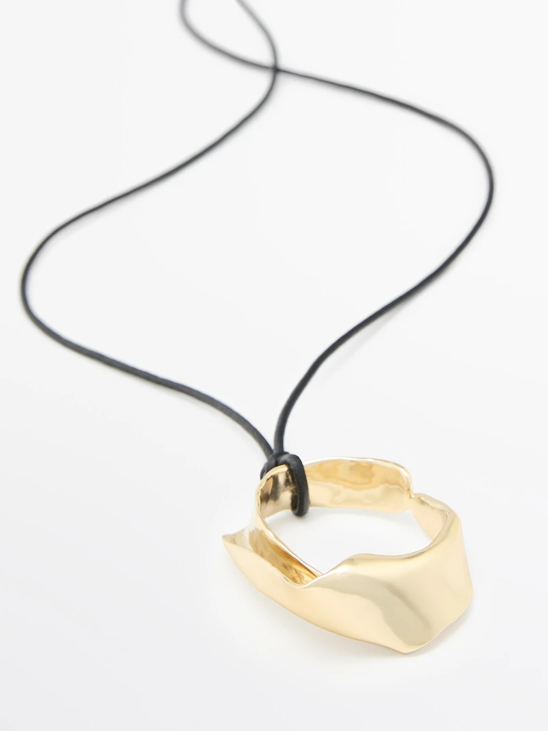Leather cord necklace with irregular pendant