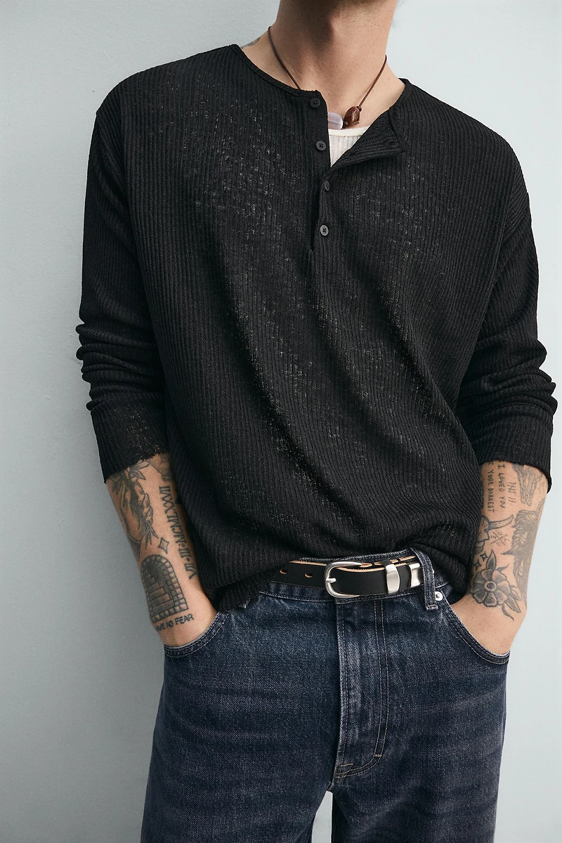 BUTTON NECK KNIT T-SHIRT