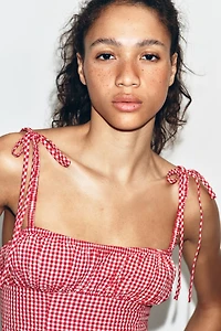 GINGHAM RUCHED TOP