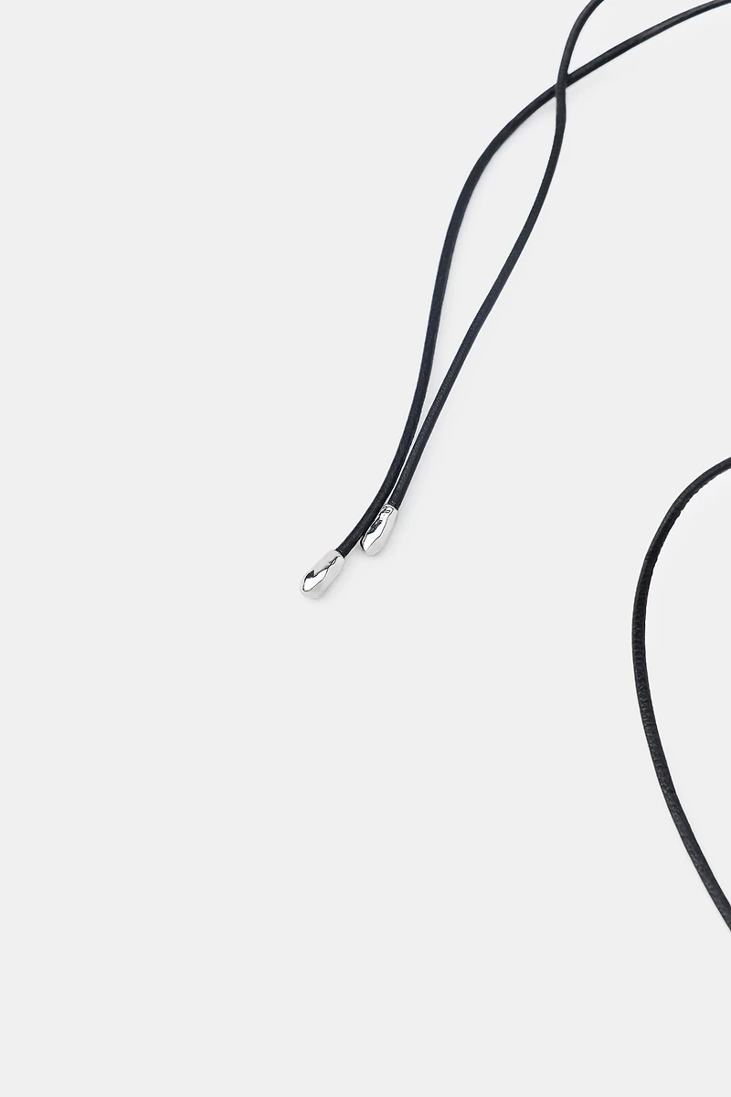 LEATHER RESIN CORD NECKLACE