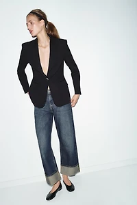 TAILORED SHOULDER PAD BLAZER