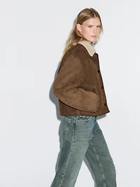 Short leather jacket with lambskin