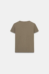 T-SHIRT DÉCHIRURES MANCHES COURTES