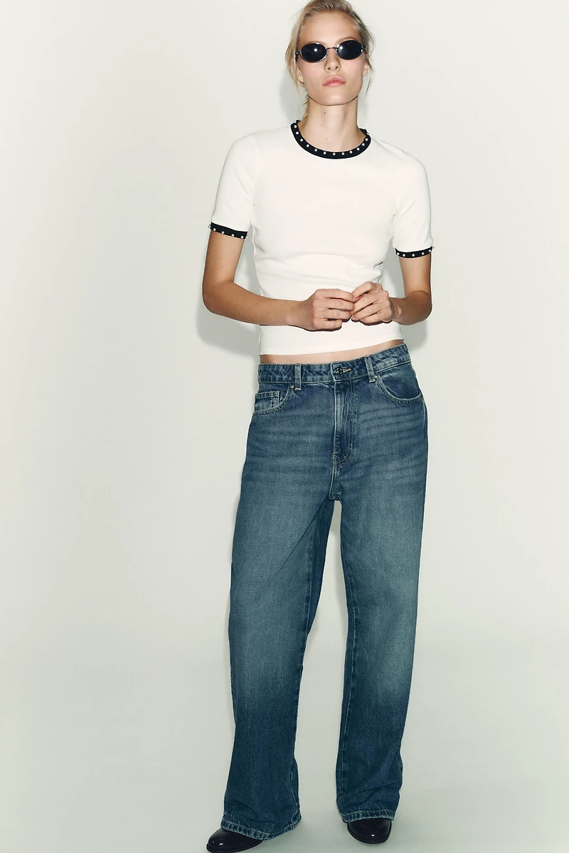 T-SHIRT EN TRICOT AVEC PERLES