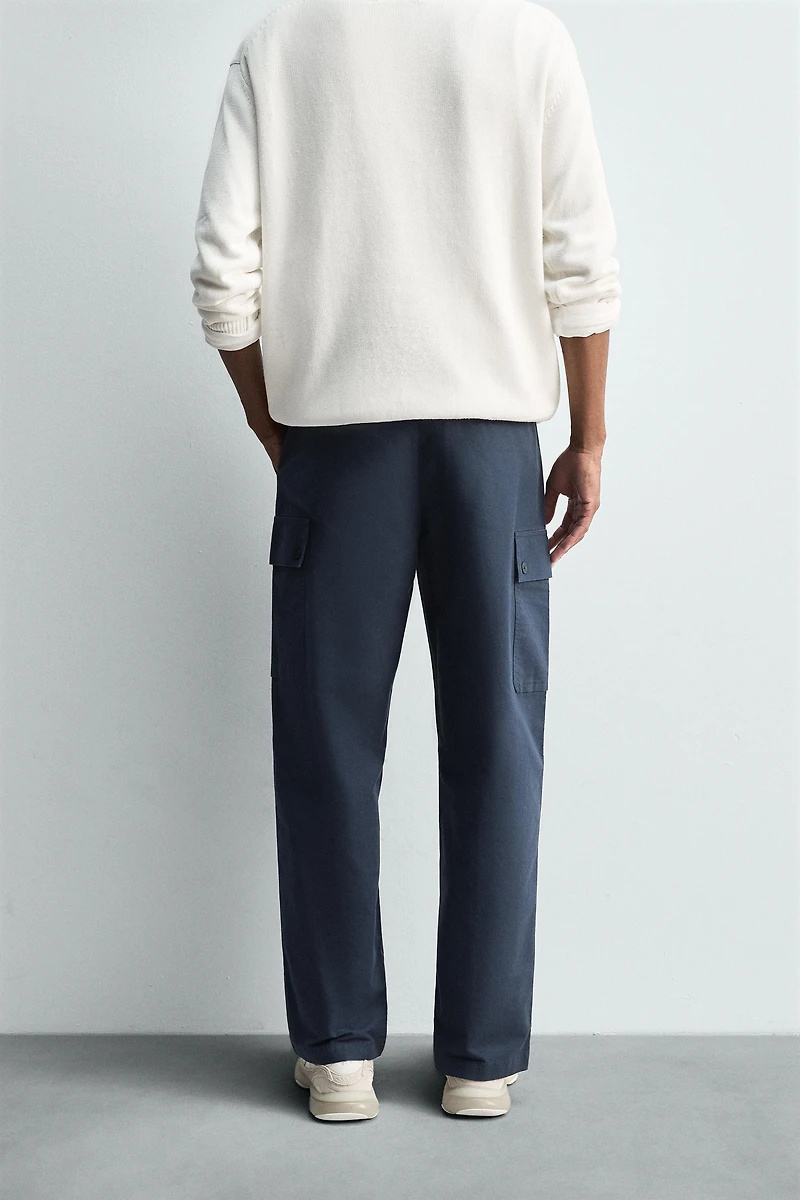 REGULAR FIT CARGO PANTS