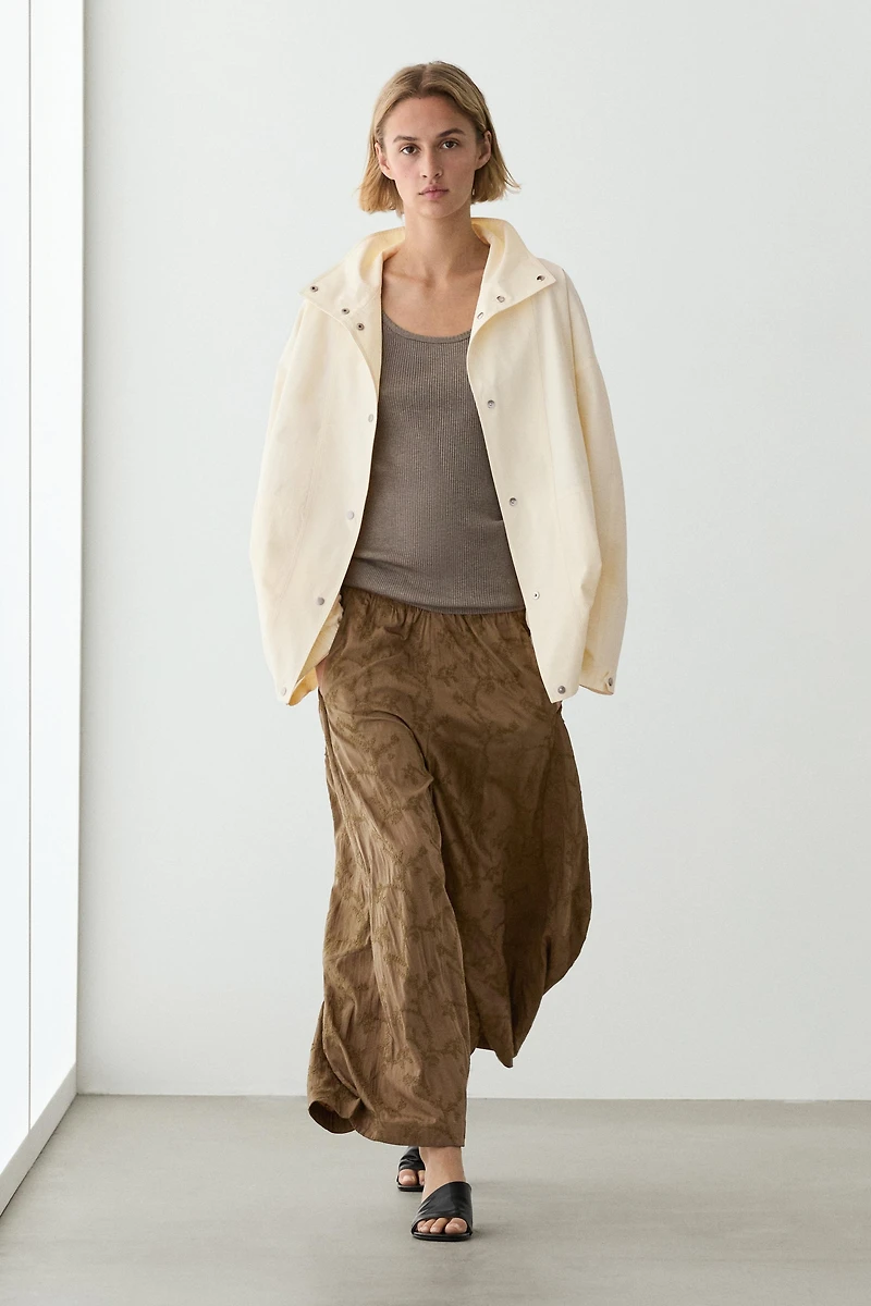 Bomber jacket with snap buttons