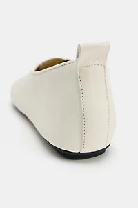 SOFT LEATHER FLATS