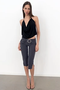 BELTED CAPRI PANTS