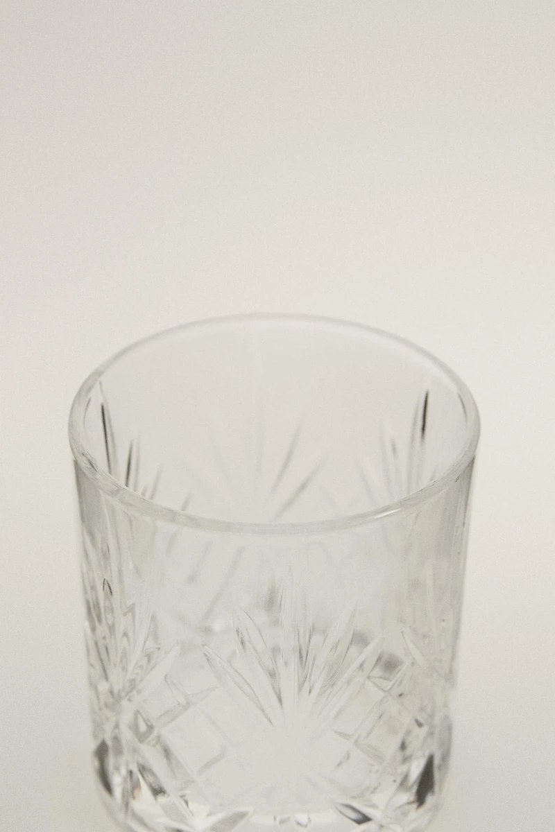 ENGRAVED CRYSTALLINE SHOT GLASS