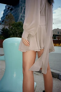 FLOWY TIED SHORT DRESS