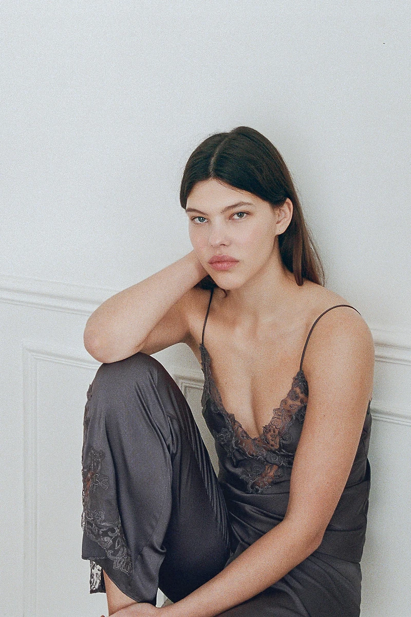 SATIN LACE STRAP TOP