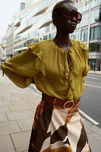 RUFFLED BLOUSE