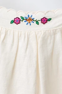 EMBROIDERED COTTON AND LINEN BLEND TOP
