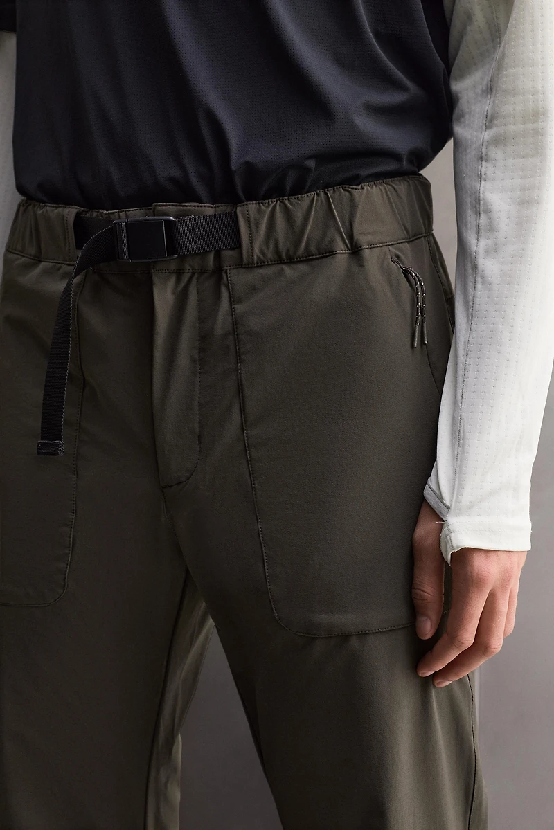 PANTALON TECHNIQUE AVEC CEINTURE