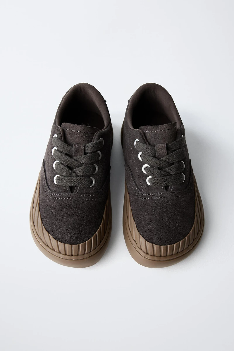 LEATHER SNEAKERS