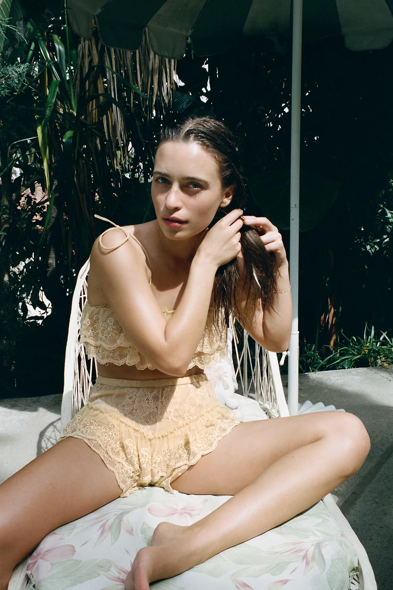 EMBROIDERED RUFFLE CAMISOLE