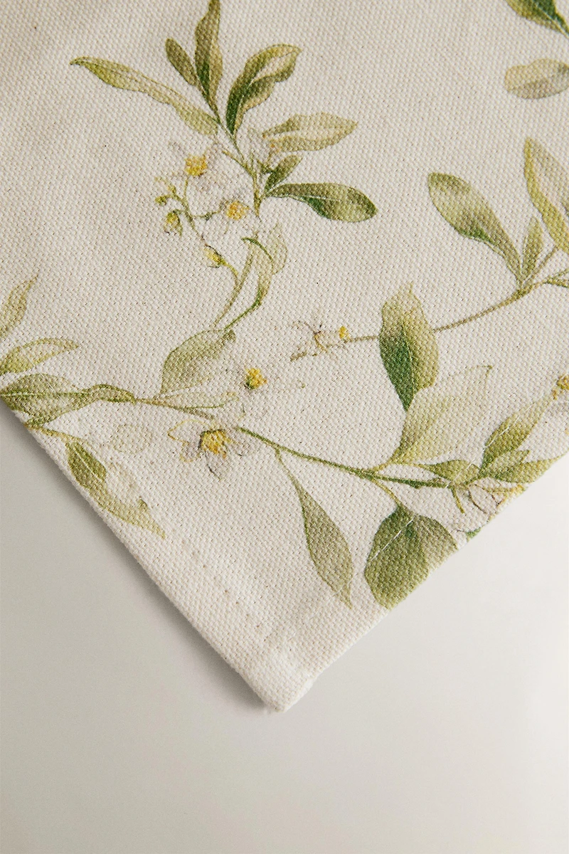BRANCH AND FLORAL PRINT TABLECLOTH
