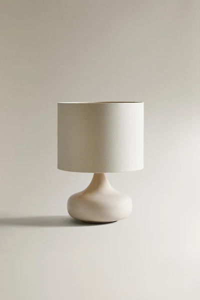 TABLE LAMP WITH CERAMIC BASE