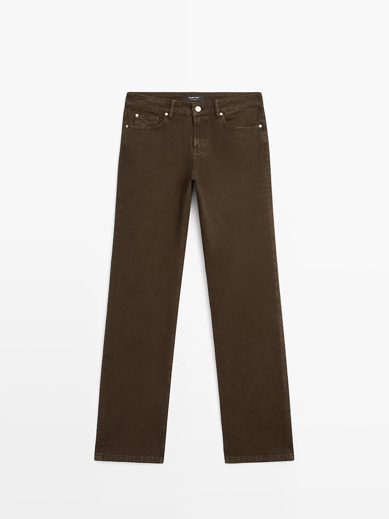 Mid-waist tapered fit jeans