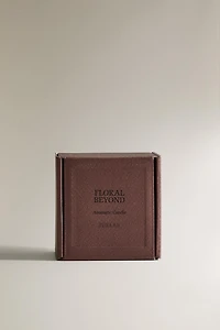 (150 G) FLORAL BEYOND  SCENTED CANDLE