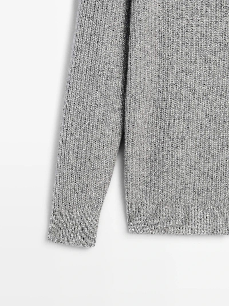 Pull à col camionneur 100 % laine