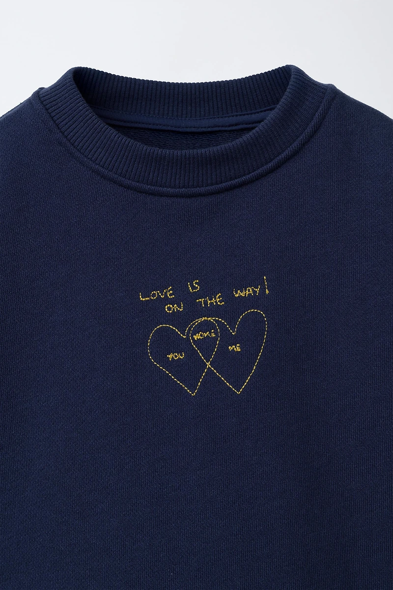 SWEAT BRODERIES MOTIFS ORFAYO ©