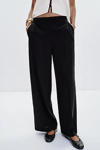 CONTRAST PIPED PANTS